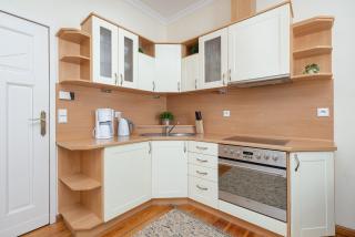 Charming Apartment Located near the Promenade in Świnoujście by Noclegi Renters - 1