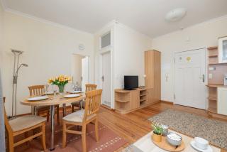 Charming Apartment Located near the Promenade in Świnoujście by Noclegi Renters - Świnoujście - 3