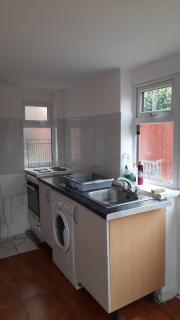 One Bedroom Flat with on premises parking - 9