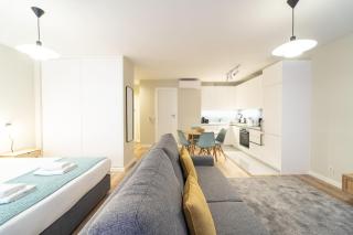 On The Square Studio - City Center by House and People - Braga - 3