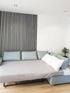 Dahlia Suite - 5 min drive to Piraeus Port - 1