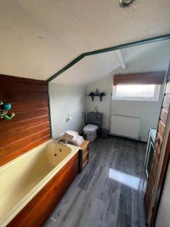 March-2Bed Apt - Family Friendly - Pet Friendly - March - 2