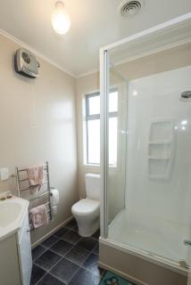 Accommodation Fiordland -The Three Bedroom House at 226A Milford Road - 4