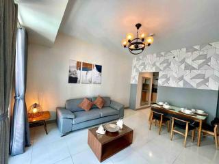Spacious 1BR One Uptown BGC w/ Sound System - Manila - 0