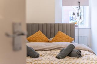 Open Mind Property - Luxury Apartment Near Hospital & Underground Free Parking for 2 Vehicles - Southampton - 4