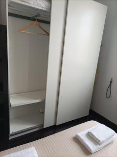 Myron Apartments - 3