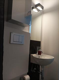 Myron Apartments - 2