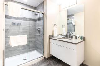 Spacious Apartment Downtown - 1