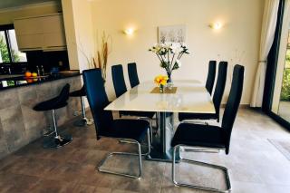 Vila Juntos by Your Madeira Rentals - 2