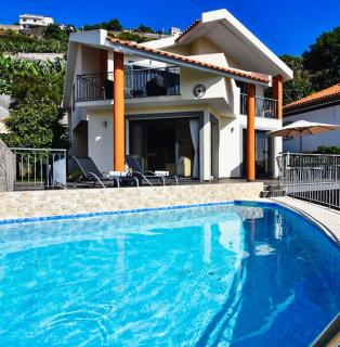Vila Juntos by Your Madeira Rentals - 0