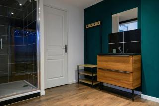 NG Prestige - Lille l Roubaix l Mairie - Gare l Nain - Grand Studio - Balnéo - Sauna - Netflix - Wifi - Roubaix - 6