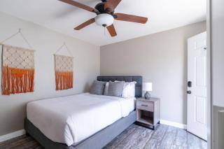 Cozy Beachside Studio - 1