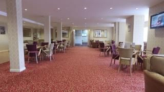 New Beach Hotel - 1