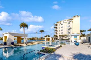 Carillon Beach Resort Inn - Panama City Beach - 1