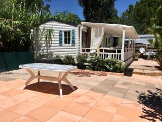 MOBIL HOME PLAGE DE PAMPELONNE SUR UN TRES BEL EMPLACEMENT SURPLOMBANT LA BAIE DE PAMPELONNE - Saint-Tropez - 6