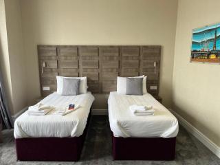 Queens Hotel - Blackpool - 4