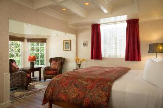 Cheshire Cat Inn & Cottages - 5