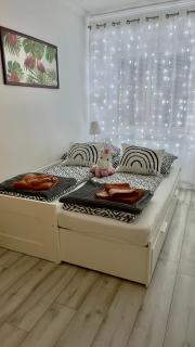 Relax Island Family Friedly Apartment - Budapest - 6