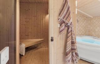 4 Bedroom Cozy Home In Stege - Stege - 3