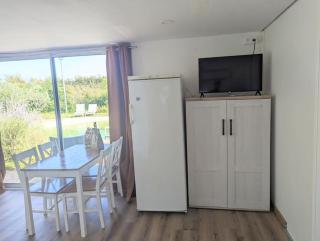 Chalet climatisé en campagne avec baignade privée - Lagnes - 6