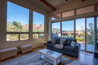 Hot Tub and Mtn Views Expansive Sedona Retreat - Sedona - 9