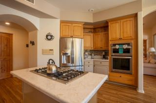 Hot Tub and Mtn Views Expansive Sedona Retreat - Sedona - 1