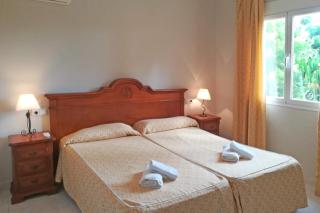 Villa Astret by Villa Plus - 1