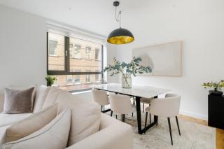 Luxury Central Mayfair Townhouse with A/C 3BR 3BA - London - 2