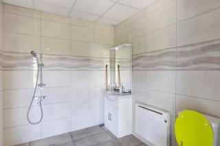 logement insolite sous forme de tonneau 1 Domaine les Hirondelles - Domessin - 4