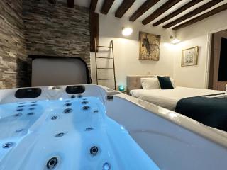 Appartement et Jacuzzi privatif, cœur de Chartres. - Chartres - 0