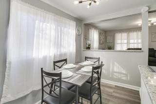 Gladstone Retreat with Gas Grill and Fire Pit - Gladstone - 4