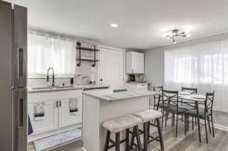 Gladstone Retreat with Gas Grill and Fire Pit - 2