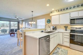 Pickleball and Pool Access Myrtle Beach Condo - Myrtle Beach - 4