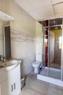 logement insolite sous forme de tonneau 1 Domaine les Hirondelles - Domessin - 1