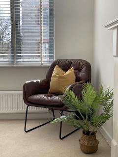 Comfortable Home w Private Parking Charlestown - 9