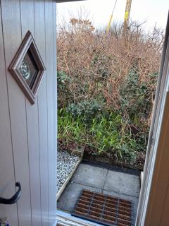 The Little Garden Hideaway with Stunning Sea Views and Garden - Holyhead - 5