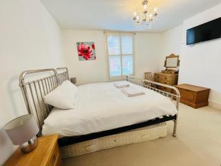 Luna Cottage - Grove Road Cottages - 3