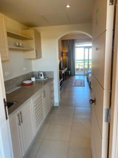 Byoum lake side hotel room, Tunis village, fayoum - 2