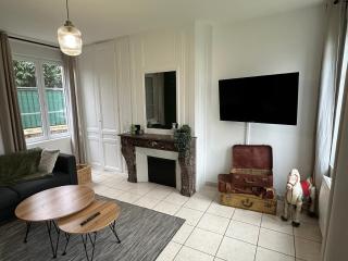Charmante Maison de 3 Ch avec Jardin et Parking - - 7