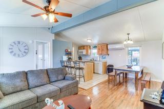 Monticello Home with Deck and Fire Pit Less Than 1 Mi to Water - Monticello - 5
