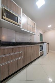 140 - Apto vista mar c/ sacada e 3 dormitórios - 3