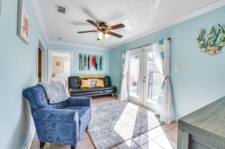 Pet-Friendly Fort Walton Beach Home 4 Mi to Ocean - Fort Walton Beach - 4