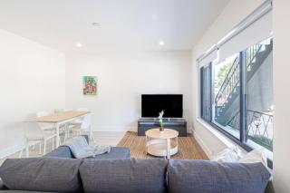 Bay Harbor Unit 3 Lovely 2 Bed 1 Bath Apartment - 9