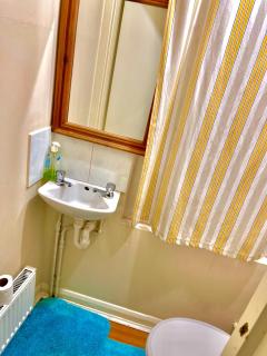 Comfy Double bedroom with a Private Toilet - Londra - 2