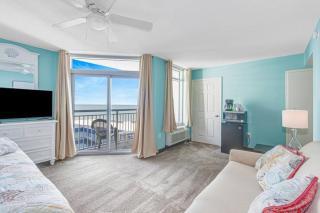 ** March Specials ** Beautiful Efficiency Condo in Ocean Front Building - 0