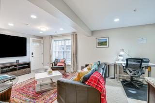 Pet-Friendly DC Area Condo with Yard! - Silver Spring - 5