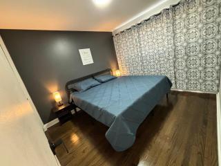 Newly Renovated Elmhurst Home! - Elmhurst - 7