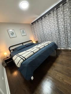 Newly Renovated Elmhurst Home! - Elmhurst - 9