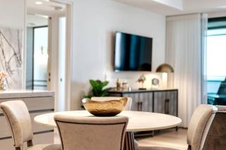 Luxury Jewel Beachfront King Suite - Gold Coast - 7