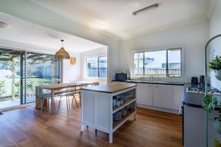 Beachside Cottage - Berrara - 9